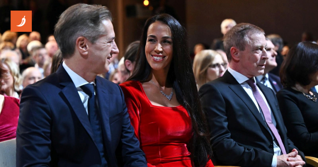 U 2026. vam želimo da vas netko gleda kao što se gledaju Robert Golob i Tina Gaber