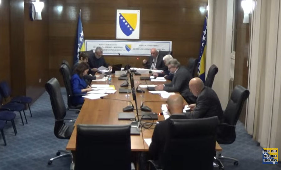 CIK donio odluku: Poništeni prijevremeni izbori za predsjednika RS-a u 17 izbornih jedinica na 136 biračkih mjesta – Istraga .ba