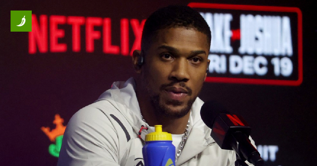 Joshua preživio tešku prometnu nesreću. Dvoje ljudi poginulo