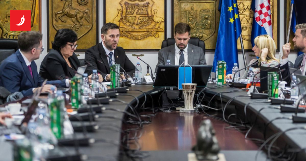 Oporba organizirala sjednicu u Splitu, od 13 potpisnika došlo ih je 6. “Neozbiljno”