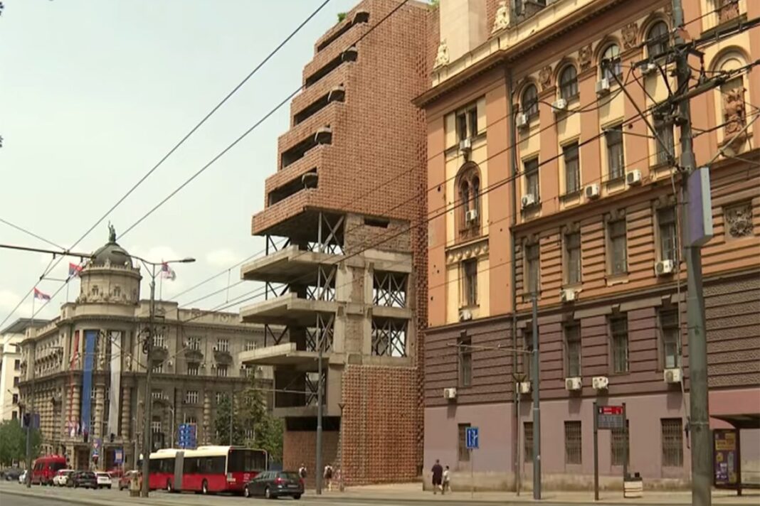 Propade Trampov hotel u Beogradu: Zet digao ruke od Generalštaba