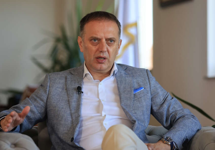 RASPAD SISTEMA U RS-u JE TOLIKO OČIT DA GA NI ‘SRNA’ VIŠE NE MOŽE SAKRITI, RAČIĆ TVRDI: ‘U javnim preduzećima višak 5.000 radnika’