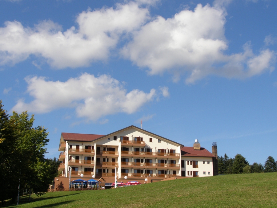 SKANDAL KOJI JE TREBAO KOŠTATI 20 MILIONA: Minić stavio tačku na kupovinu hotela ‘Monument