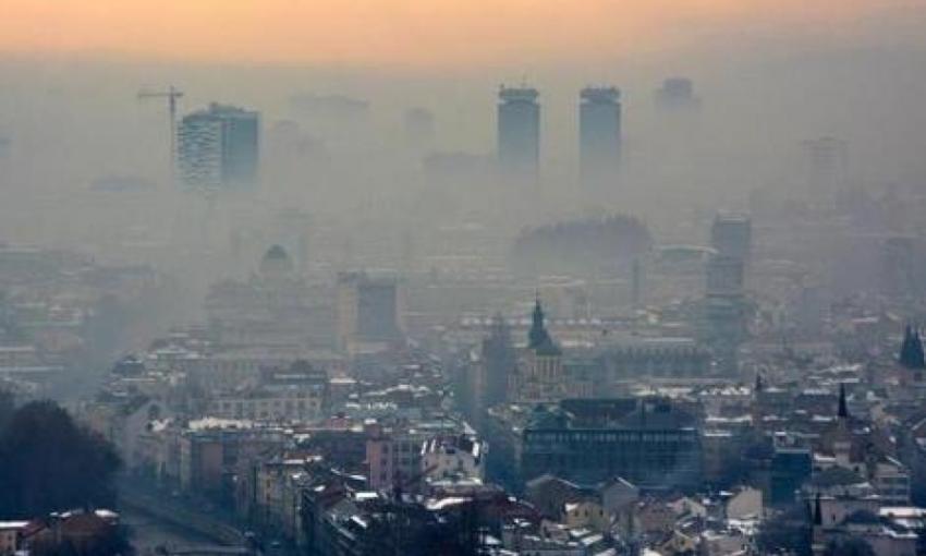 Sarajevo ponovo u vrhu svjetske liste zagađenja: Zrak i dalje nezdrav za osjetljive skupine