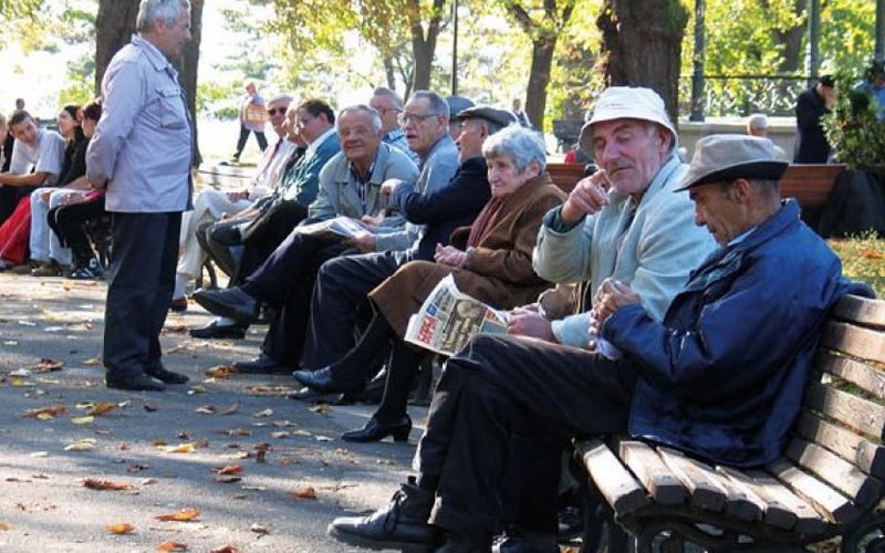 Skoro 300.000 penzionera će od januara dobiti novo povećanje penzija od 6,5 odsto