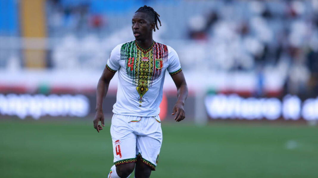 Upitno isključenje protiv Hajdare: Mali nastavlja da se trese