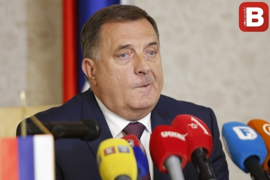 VOŽD IZ LAKTAŠA NE POSUSTAJE: Građanin Dodik se nemiri s činjenicom da više nije predsjednik RS-a…