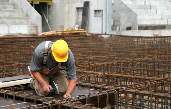 Vlada FBIH daje skoro četiri miliona KM pomoći poslodavcima i obrtima