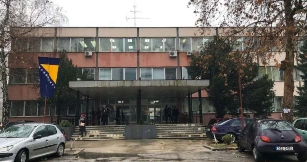 Univerzitet u Tuzli obilježava 49. godišnjicu bogatim programom