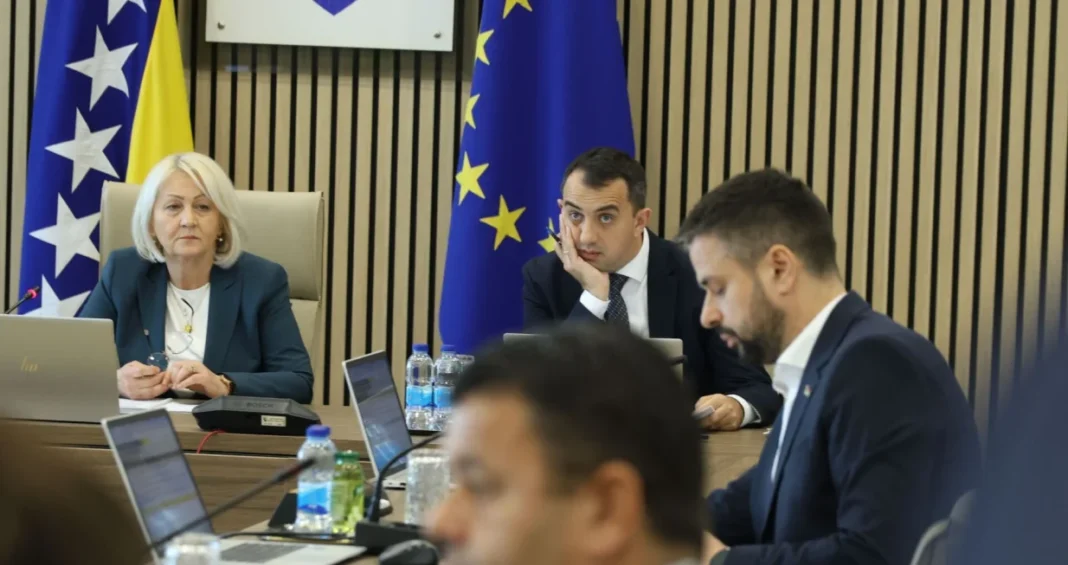Vijeće ministara BiH danas o glavnom pregovaraču, zakonima o Sudu BiH i VSTV-u…