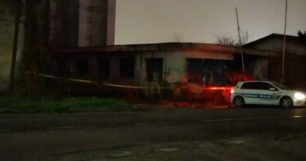 Nestali mladić pao sa napuštenog silosa?