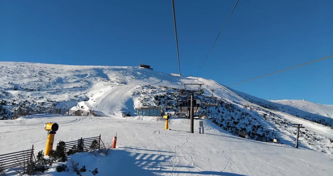 Po kotlinama magla, planine i jug BiH okupani suncem