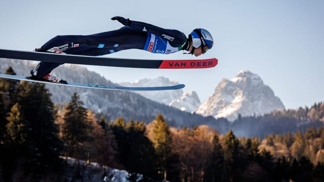 Wellinger i Geiger napredovali: U novogodišnjem takmičenju učestvovalo šest DSV orlova