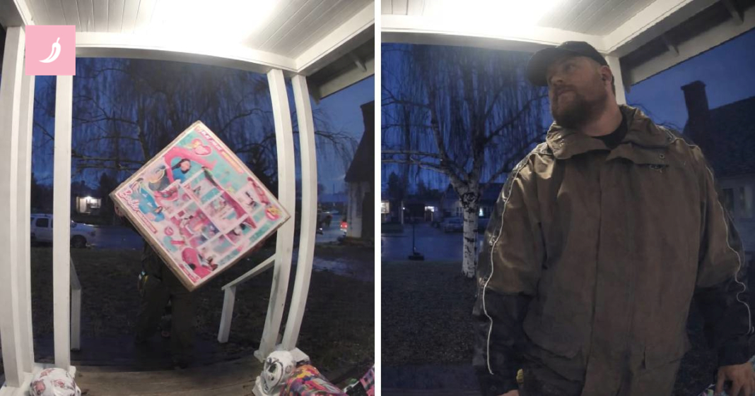 Snimka dostavljača postala viralna: Sakrio božićni poklon da ga djevojčica ne vidi