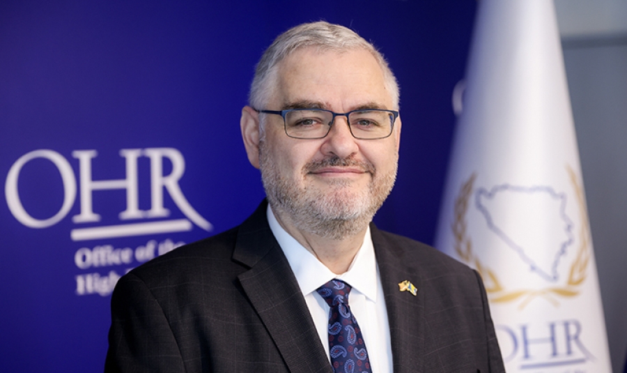 SCHMIDTOV ZAMJENIK HITNO POZVAO ŠEFOVE KLUBOVA: Vlast iz RS odbila doći, ne zna se ni šta je na dnevnom redu!