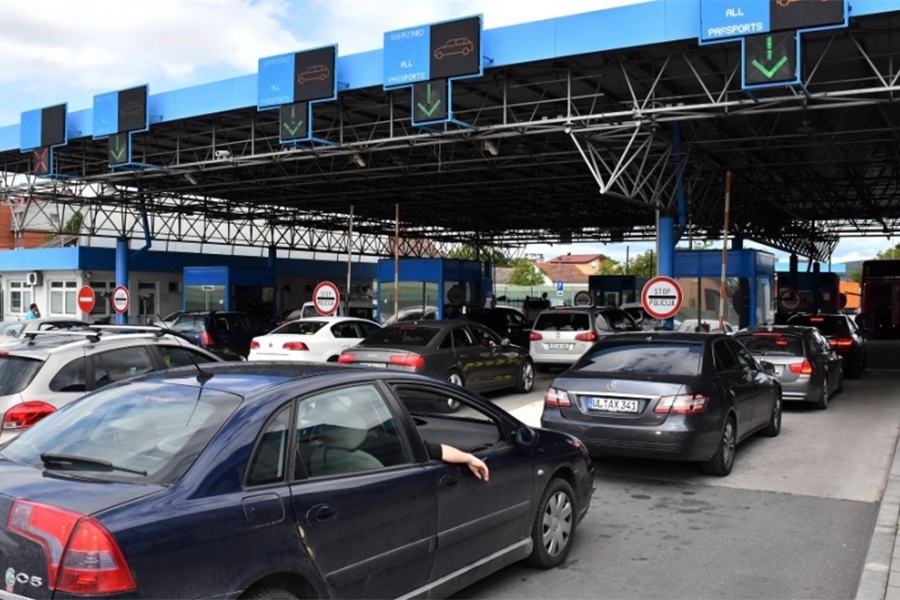 RAMPA NA GRANICI: Nema izlaska iz Bosne i Hercegovine za vozače koji imaju…