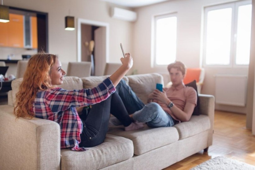 Narcizam u eri društvenih mreža: Kada je potreba za priznanjem previše snažna