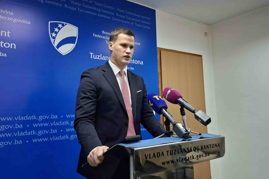 HALILOVIĆ OTKRIO PODATKE: ‘Budžet iznosi blizu 952 miliona KM. Svaka marka, kada su u pitanju zaduženja, bit će potrošena na…!’