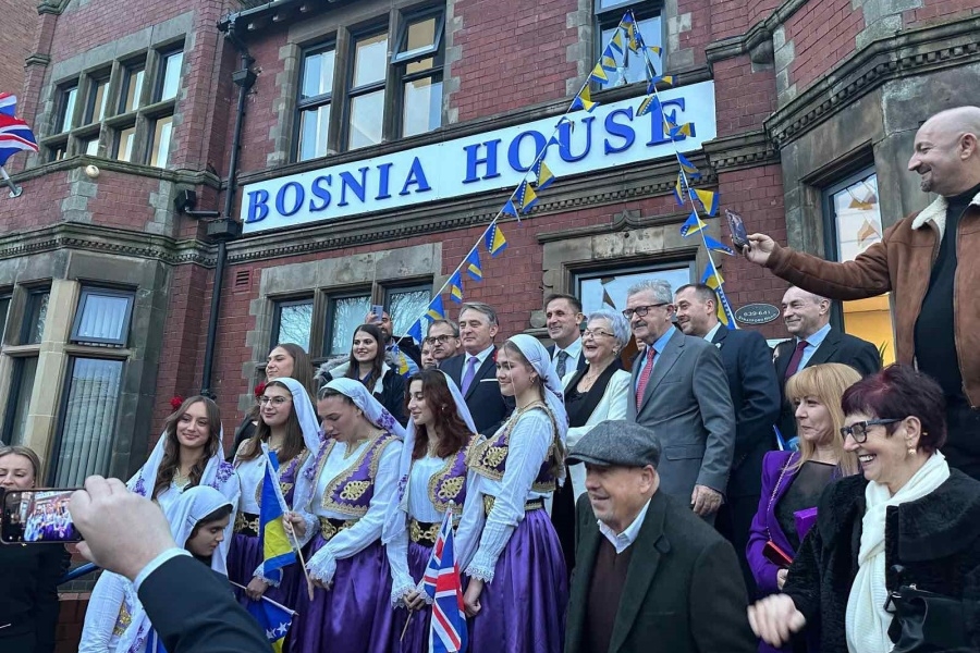 ŽELJKO KOMŠIĆ SA BH. DIJASPOROM U BIRMINGHAMU: Bosna i Hercegovina je duboko ukorijenjena i utemeljena u historiji