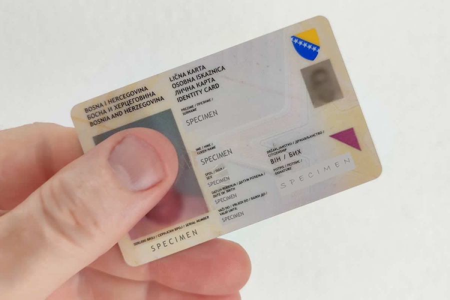GRAĐANI BiH SVE VIŠE KORISTE LIČNU KARTU ZA PRELAZAK GRANICE: Bez problema i do mora