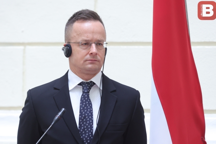 MAĐARSKI ŠEF DIPLOMATIJE PETER SZIJJÁRTÓ OŠTRO NAPAO VON DER LEYEN: ‘Ona nam želi loše, Vučić i Dodik ne’