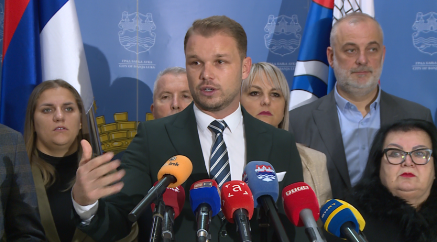 SNSD NASTAVLJA SA BLOKADAMA: Danas je na red došla Skupština grada Banjaluka – Stanivuković očajan