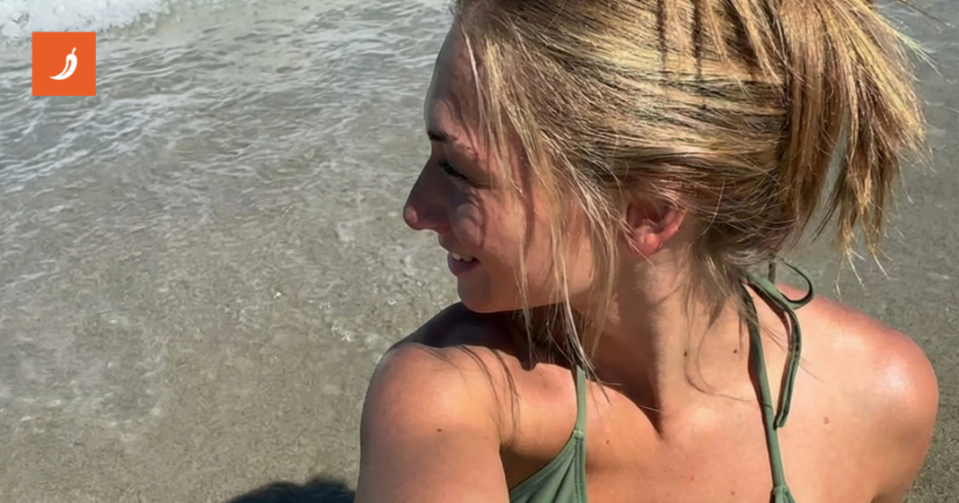 Viralna objava: “Na moru sa svojom samohranom mamom jedem paštetu. Zašto to smeta?”