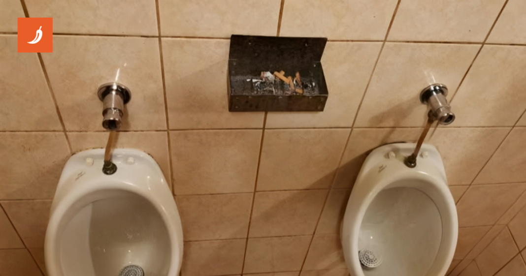 “Ostvarenje sna”: Fotka iz muškog WC-a hit je na internetu “Ostvarenje sna”: Fotka iz muškog WC-a hit je na internetu