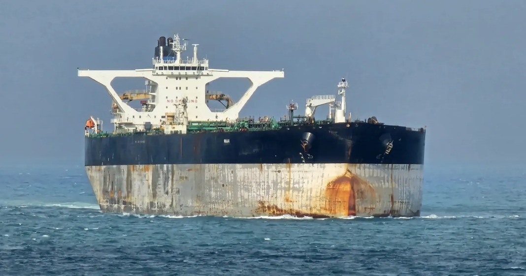 Lov na moru: Ruski ratni brodovi štite tanker koji bježi od Amerikanaca