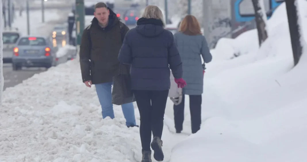 Apel Vlade FBiH zbog ozbiljnosti situacije: Koristiti zvanične izvore informisanja i postupajte po preporukama