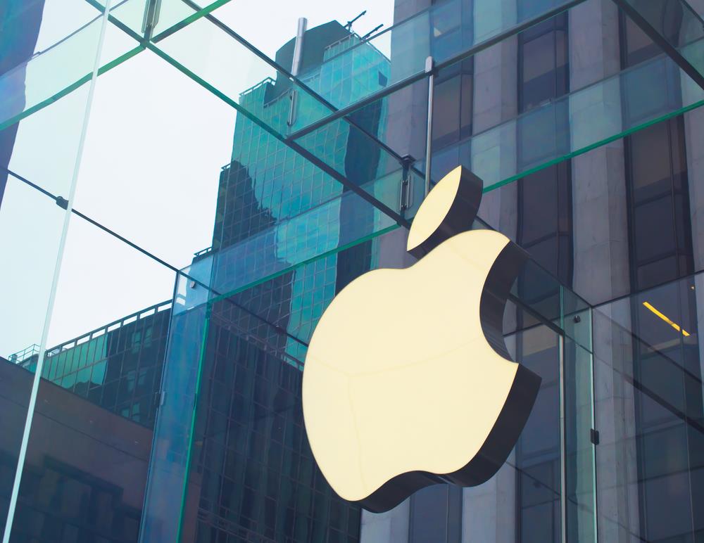 Apple pravi telefon budućnosti: Nema ekran ni dugmiće, evo kako će izgledati!