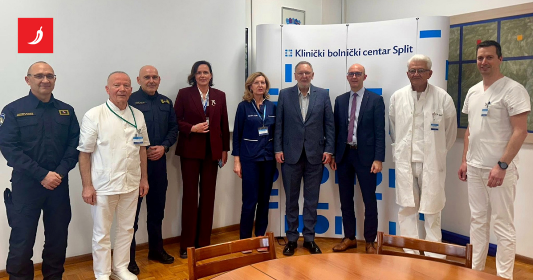 Božinović zahvalio KBC-u Split što su spasili izbodenog policajca