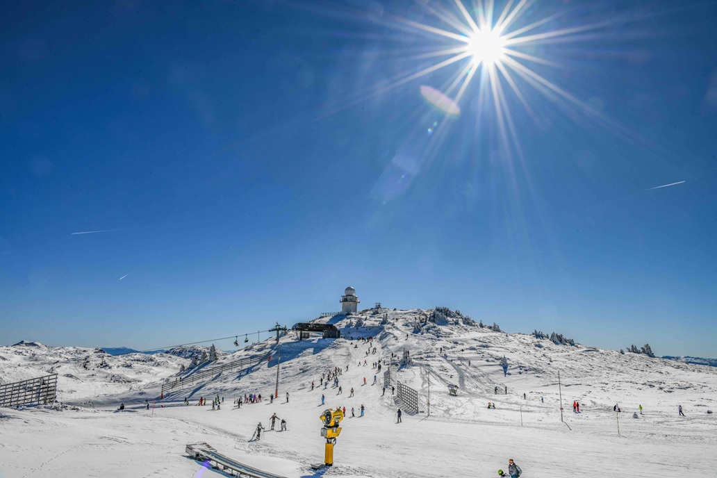 Čak 200.000 Hrvata krenulo na skijanje, veliki interes imaju za bh. skijališta