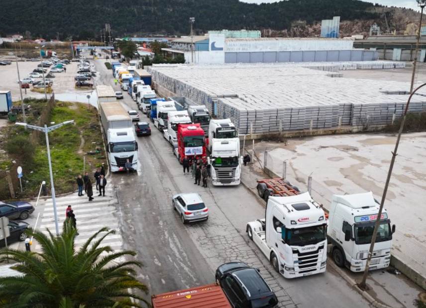 Crnogorski prijevoznici blokirali više graničnih prijelaza, obustavljen teretni saobraćaj