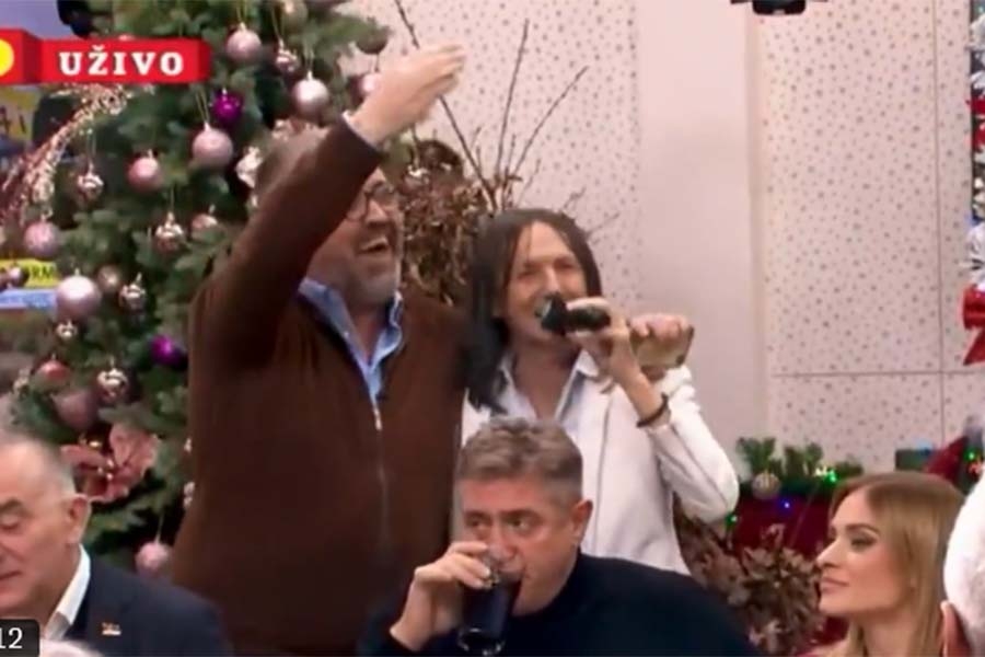 DNO DNA: Proslava pravoslavnog Božića u studiju Vučićevog ‘Informera’ nije za mlađe od 18…