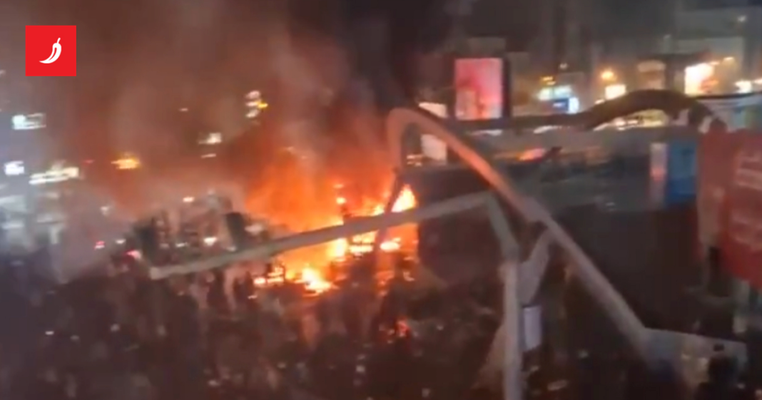 Iranska TV objavljuje snimke spaljenih Kurana. Bolnice pune: “Pucaju ljudima u glave” Eskalirali prosvjedi u Iranu. Zapaljena državna TV, prognani princ: Spremam povratak