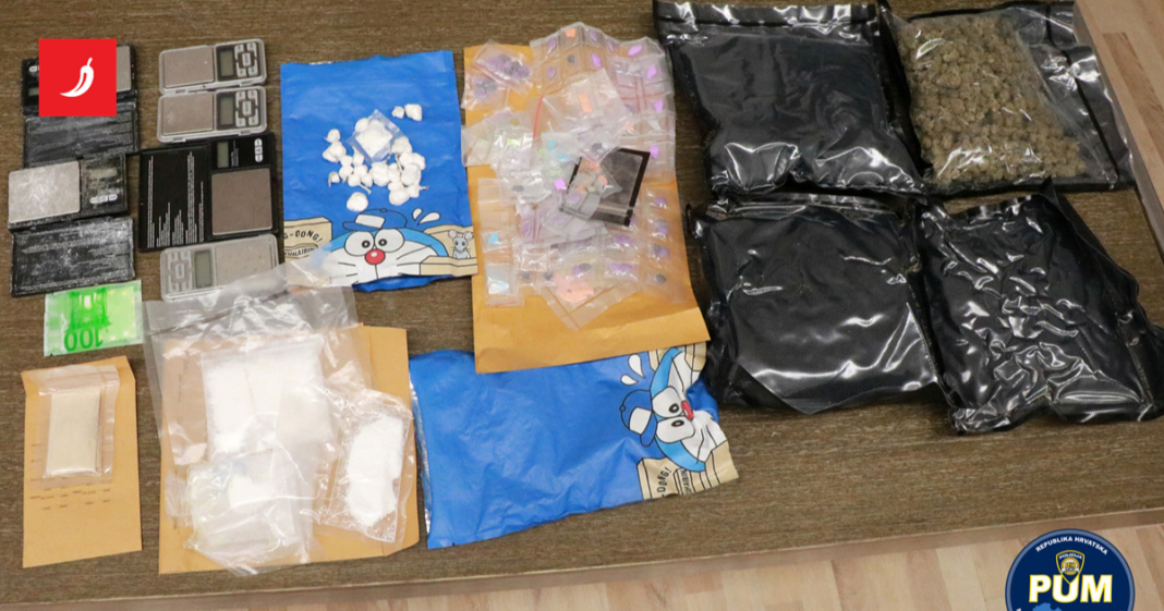 FOTO 19-godišnjakinji u stanu u Čakovcu pronašli hrpu droge