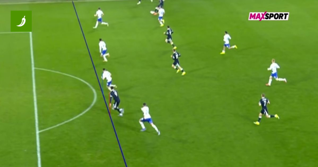 FOTO Ovo je sucima bio dovoljan dokaz da ponište gol Dinamu. Navijači su bijesni