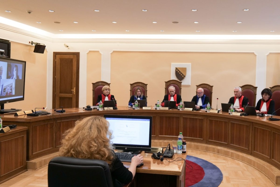 GALIĆ I ĆEMAN ODLAZE U PENZIJU: Imenovana radna grupa za izbor dvoje sudija Ustavnog suda BiH, nakon imenovanja Vukoje, Trojka na korak da HDZ-u isporuči…