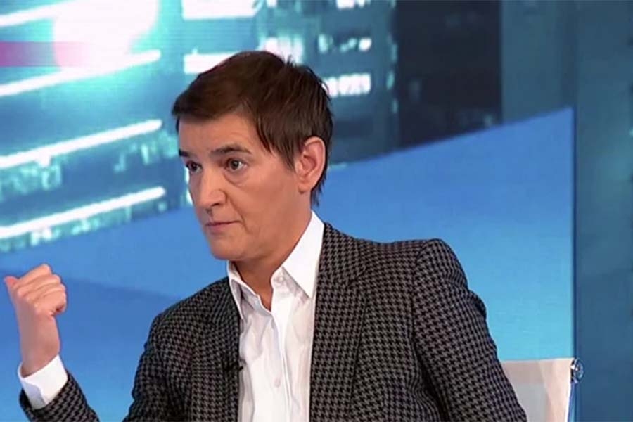 HAOS U SRBIJI: Ana Brnabić uzburkala javnost -‘Pa čekajte, nećete da čistimo oko dalekovoda…’ HAOS U SRBIJI: Ana Brnabić uzburkala javnost -'Pa čekajte, nećete da čistimo oko dalekovoda...'