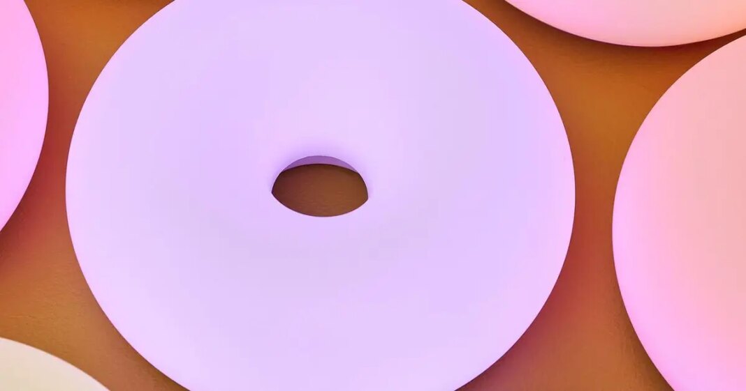 IKEA napravila pametnu verziju legendarne lampe Varmblixt IKEA napravila pametnu verziju legendarne lampe Varmblixt