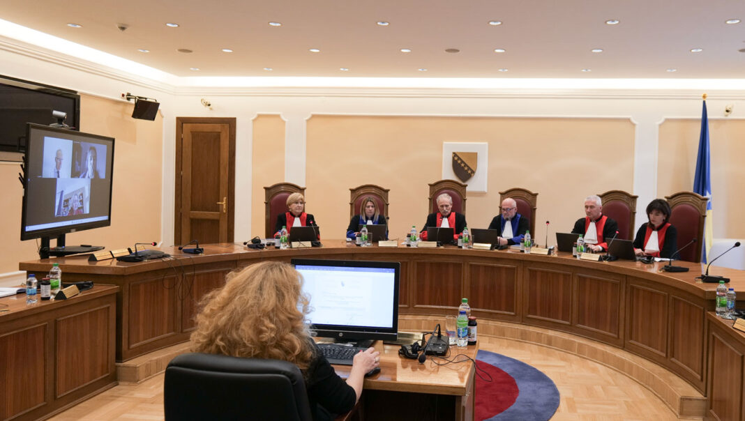 Imenovana radna grupa za izbor dvoje sudija Ustavnog suda BiH: Nakon imenovanja Vukoje, Trojka na korak da HDZ-u isporuči dodatni mehanizam moći – Istraga .ba