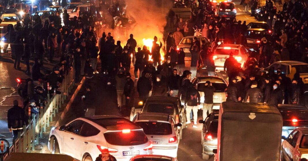 Iranci bijesni na Trampa dok demonstranti ubijaju – ‘Krv na rukama’