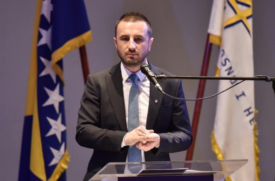 Kandidatura Semira Efendića kroz brojke i slova: Ne može ući u Predsjedništvo, ali zato može pomoći Trojki i HDZ-u – Istraga .ba
