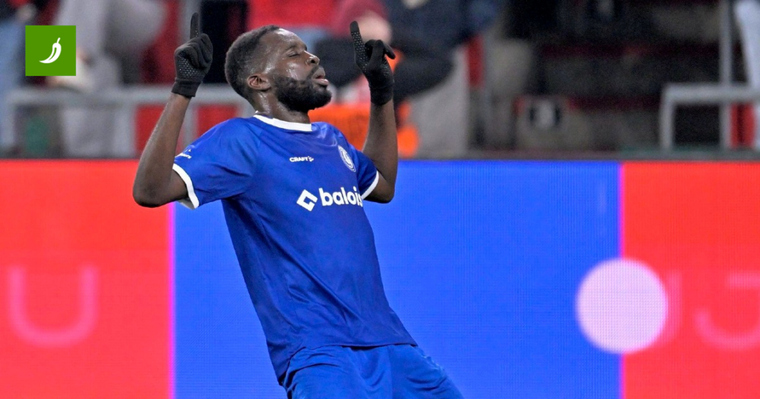 Kanga briljirao u pobjedi Genta. Zabio je hat-trick i dobio desetku