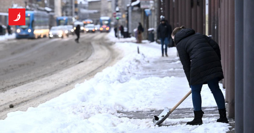 Kazne od 250 do 1300 eura za suvlasnike koji ne čiste snijeg oko zgrada