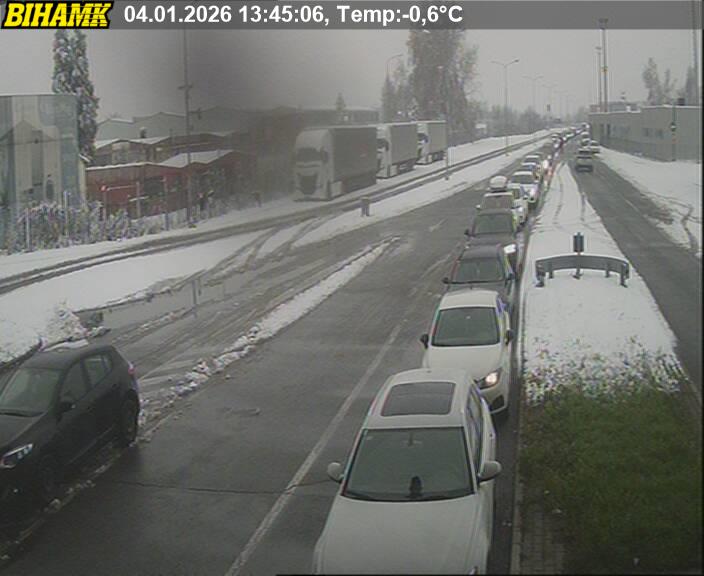 Kolone na izlazu iz BiH: Brod, Svilaj i Orašje “stoje” satima Kolone na izlazu iz BiH: Brod, Svilaj i Orašje “stoje” satima