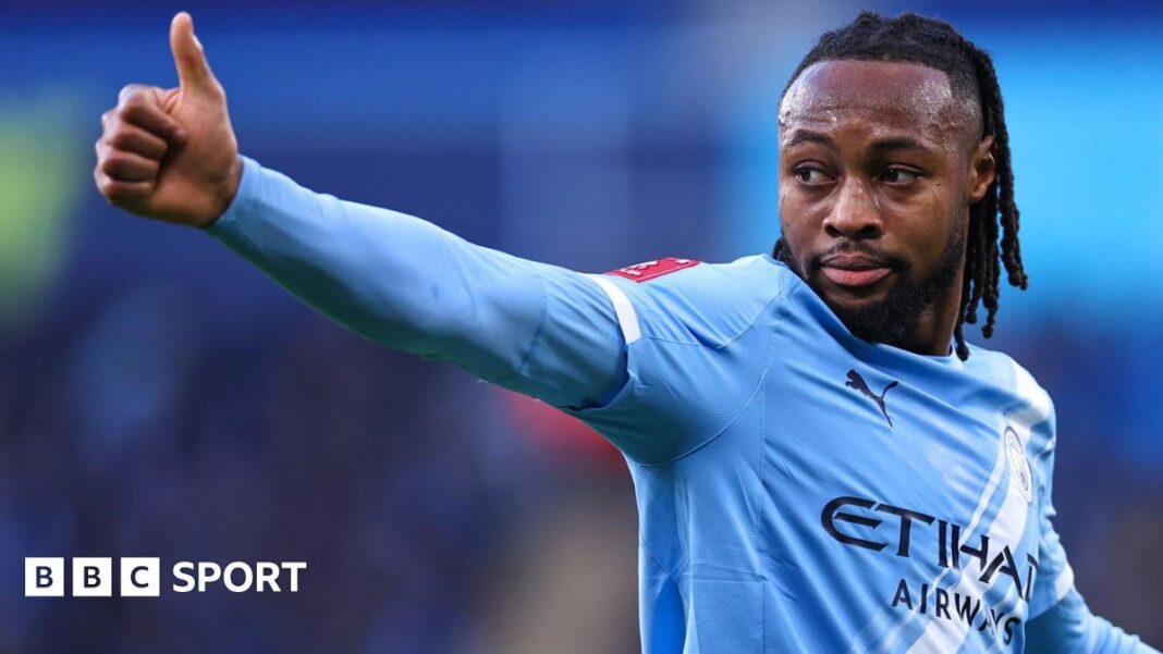 Man City 10-1 Exeter: ‘Skroman’ Antoine Semenyo ukrao nastup na debiju Antoine Semenyo celebrates