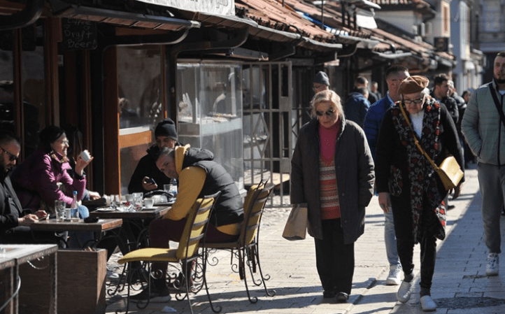 Narednih dana u BiH stižu temperature do 15 stepeni, ali i saharski pijesak Narednih dana u BiH stižu temperature do 15 stepeni, ali i saharski pijesak