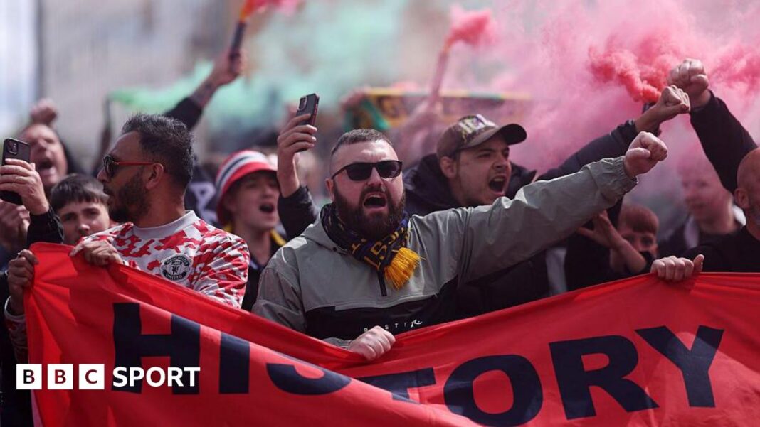 Navijači Manchester Uniteda planiraju protest protiv Sir Jima Ratcliffea i vlasnika